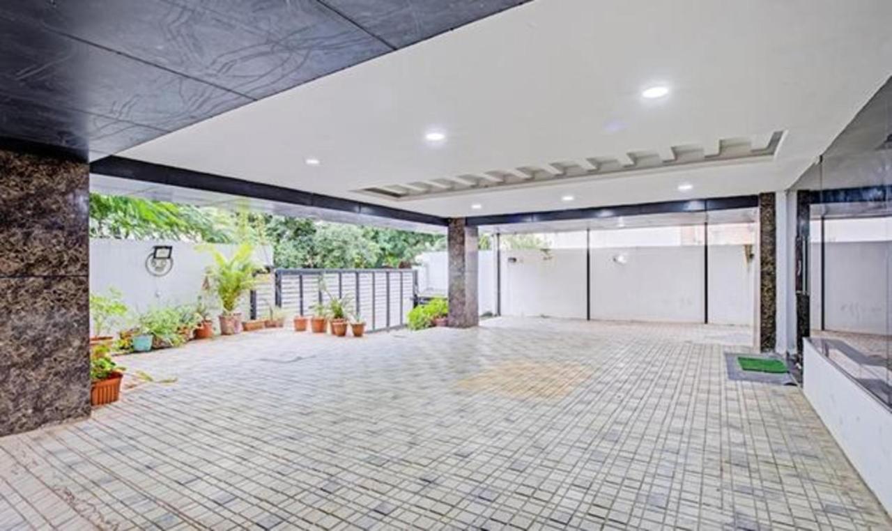 FabHotel Skyry Chennai Exterior foto